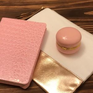 Pink Gift Set BRAND NEW 💗